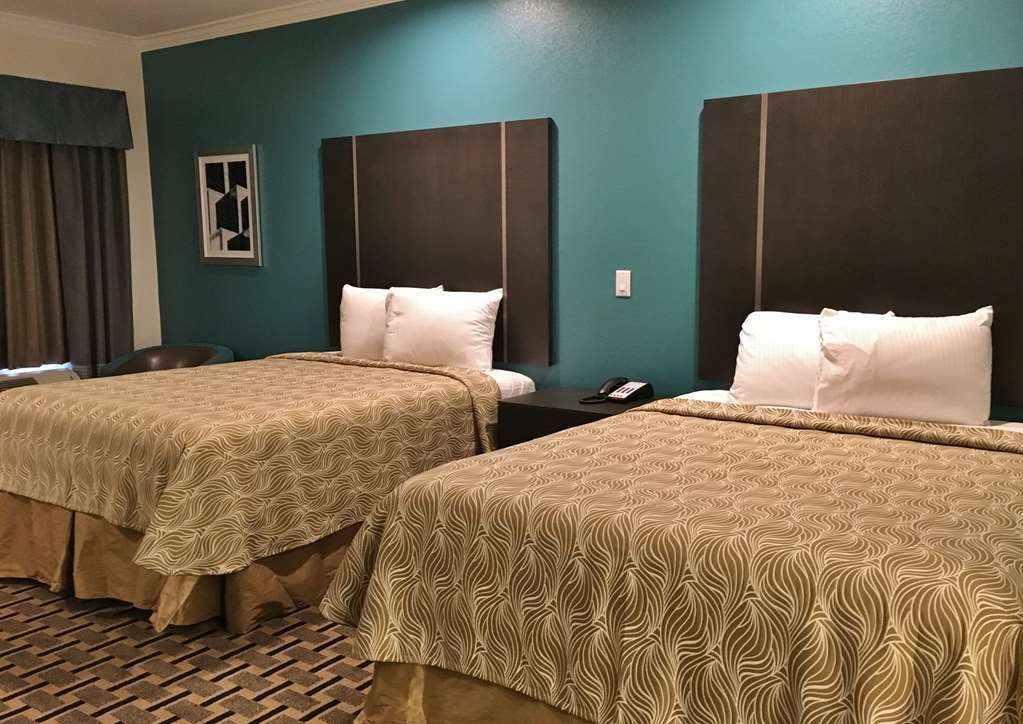 Regency Inn & Suites- Nw Houston Jersey Village Room photo