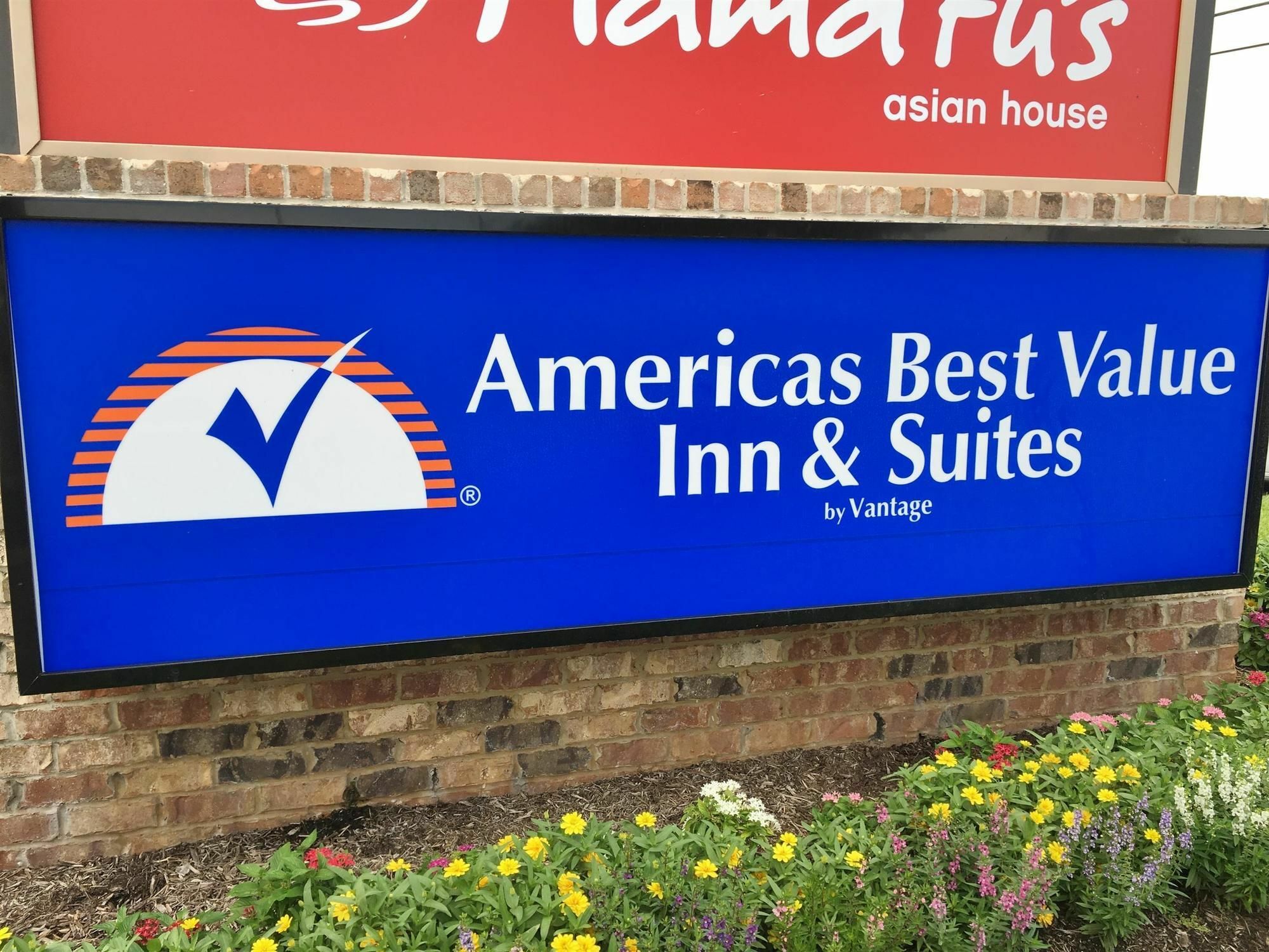 Regency Inn & Suites- Nw Houston Jersey Village Exterior photo
